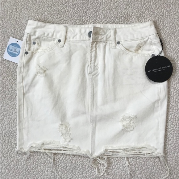 •SOLD• Articles of Society White Denim Skirt - Picture 2 of 5